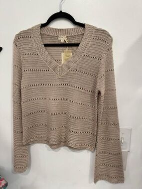 Hem & Thread Beige Eyelet Knit V-Neck Sweater